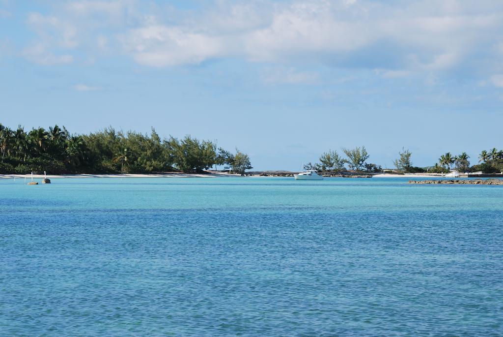 Augusta Bay Bahamas, Exuma Hotel George Town Exterior foto