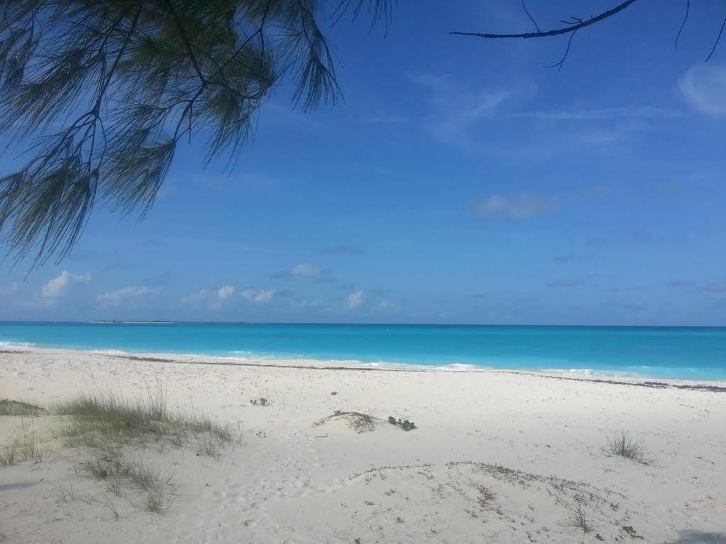 Augusta Bay Bahamas, Exuma George Town Exterior foto